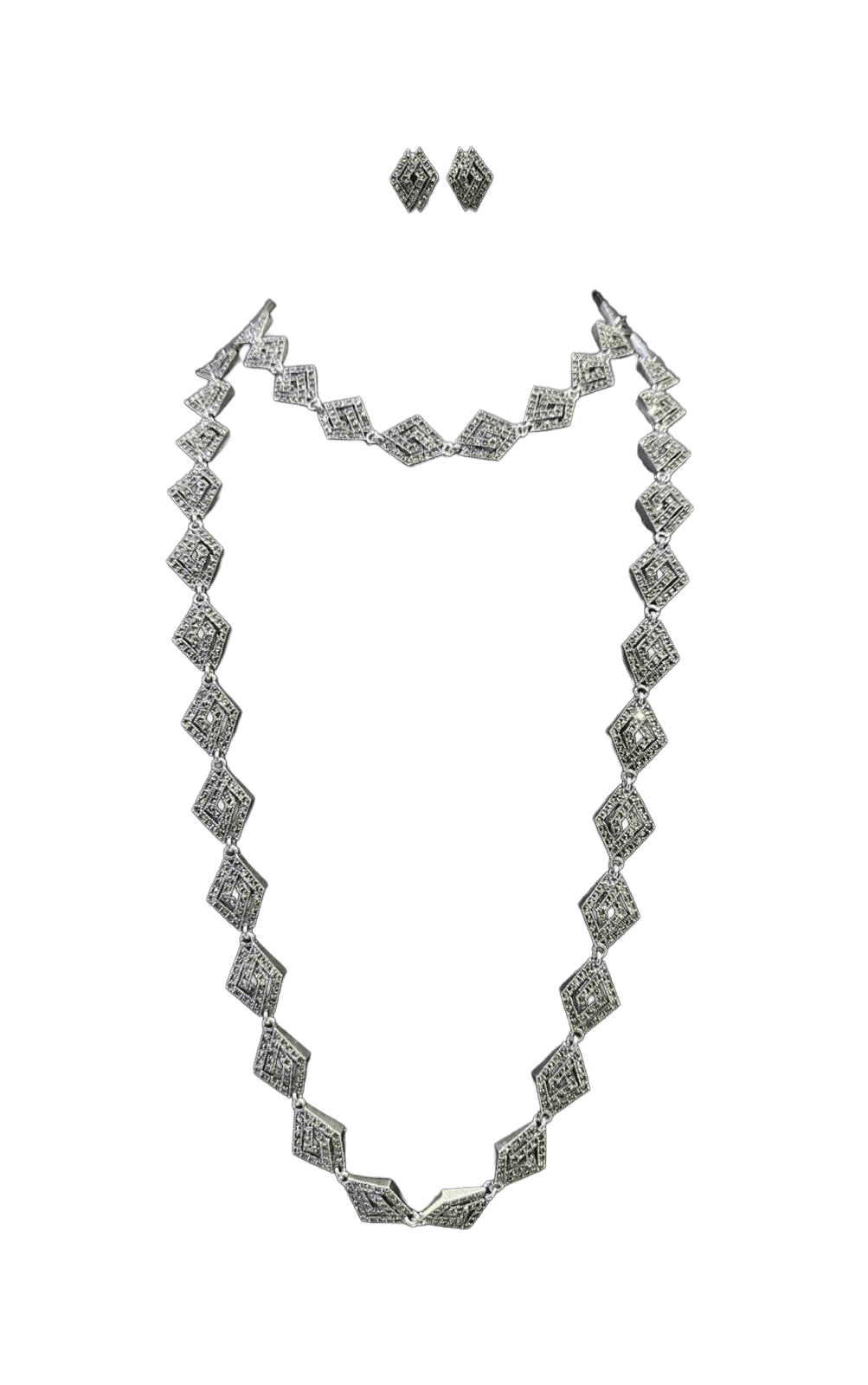 Collier 9