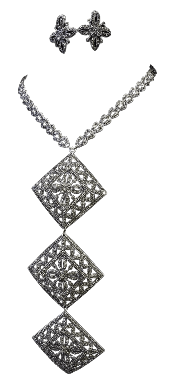Necklace 13